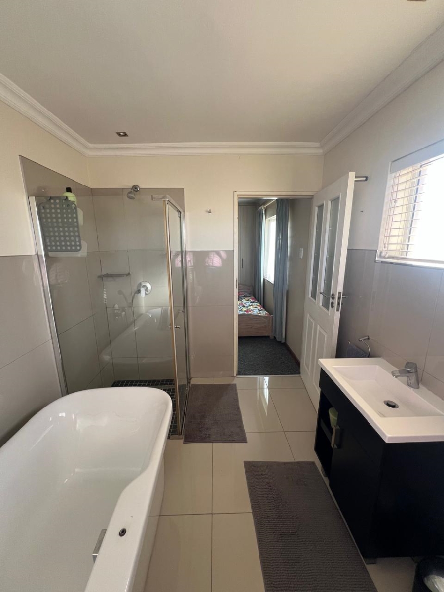 4 Bedroom Property for Sale in Linton Grange Eastern Cape
